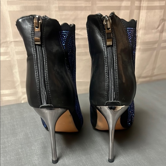 Stunning Black Blue Rhinestone Ankle Boots Zipper back stiletto Heel Eur 40 - Picture 3 of 8